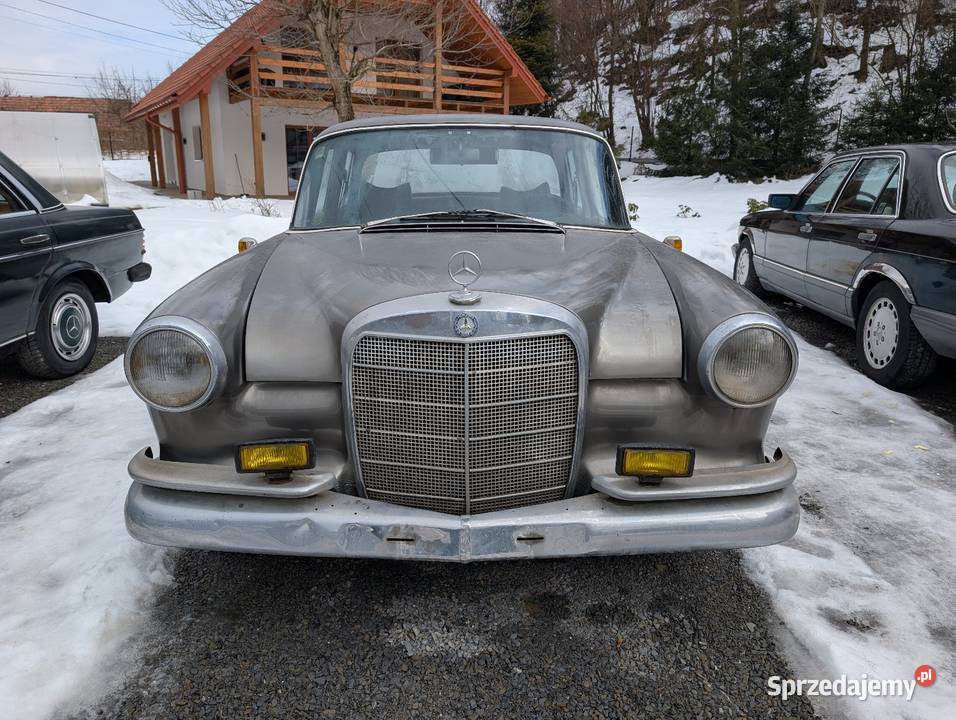 Mercedes Benz W110 4/5 Poręba Wielka