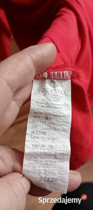 Bluzka z aplikacją z cyrkonii Kowalec sprzedam