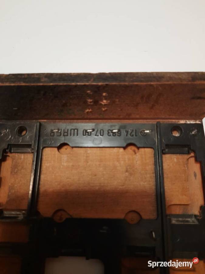 Mercedes w 124 panel ramka lewarka zmiany biegów osobowe sprzedam