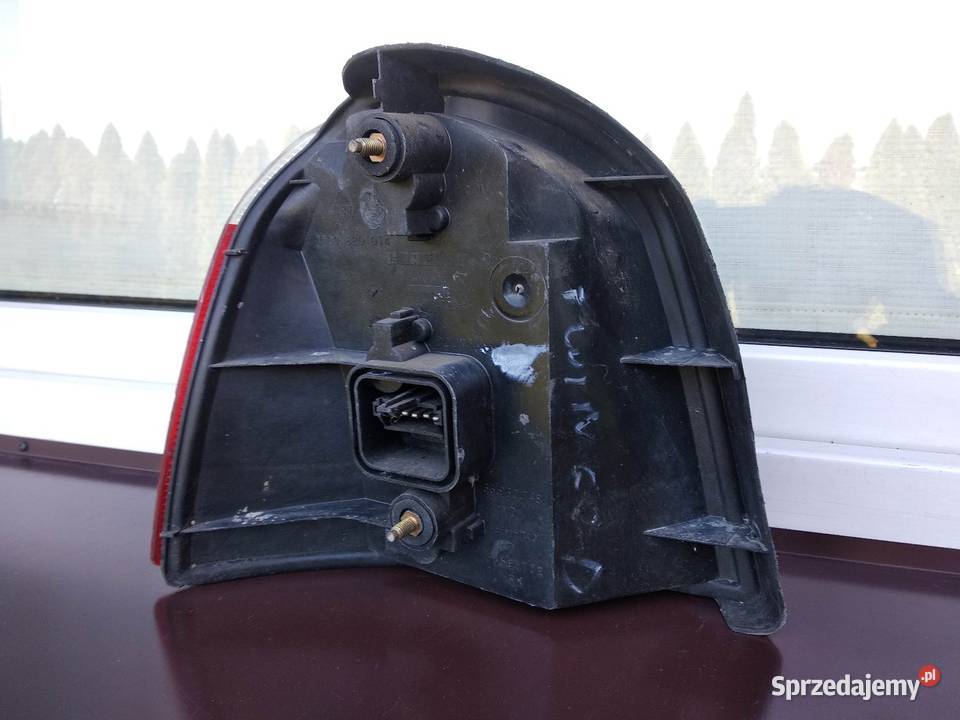 Renault Twingo 1 I lampa tył tylna prawa osobowe Sieradz