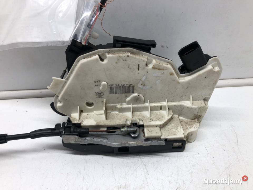 ZAMEK DRZWI LEWY TYŁ VW CC B7 Hatchback Zamki, wkładki i kluczyki Motoryzacja podkarpackie