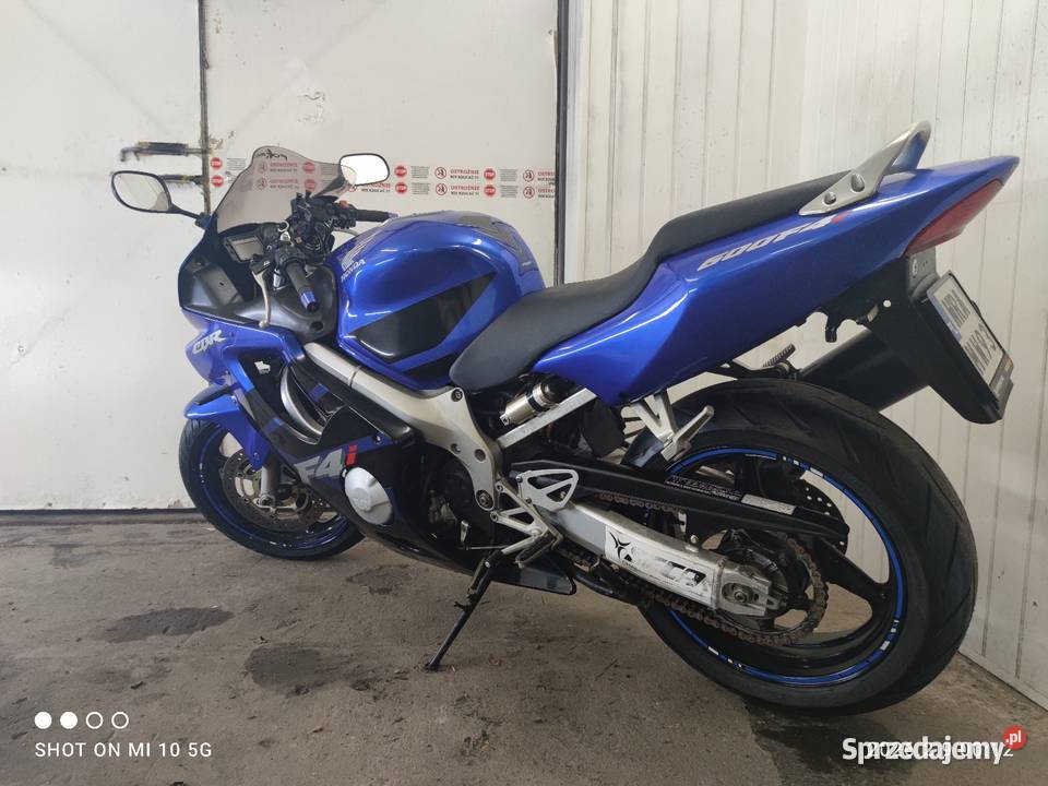 Honda CBR 600 F4i niebieski Honda Radom