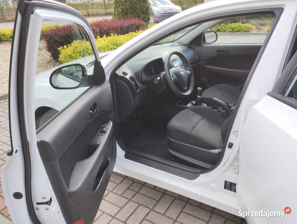 Hyundai i30 2 właściciel auto krajowe dolnośląskie Kobierzyce