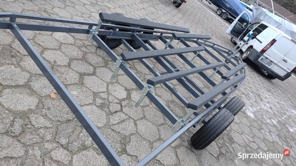 Przyczepka do łodzi wędkarskiej 8m portowa sprzedam