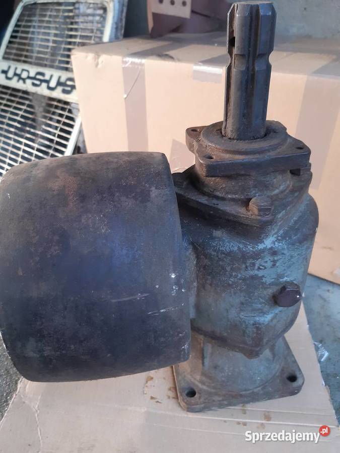 C330 C328 Ursus przystawka pasowa WOM oryginał Suchożebry