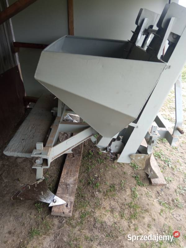 Sadzarka do ziemniaków dwurzędowa Szwagrów