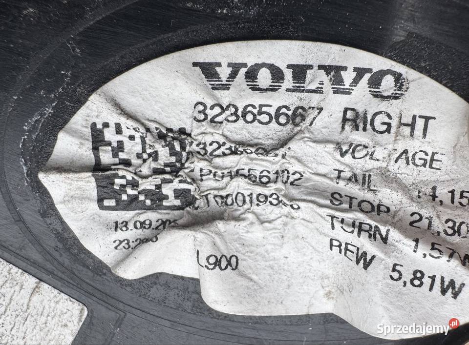 Lampa tył tylna prawa rh w błotnik Volvo c40 Lampy tylne wielkopolskie Międzychód