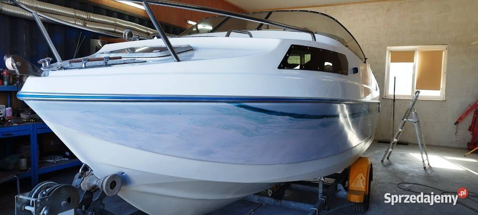 Łódź motorowa bez silnika odrestaurowana z pomorskie Przejazdowo