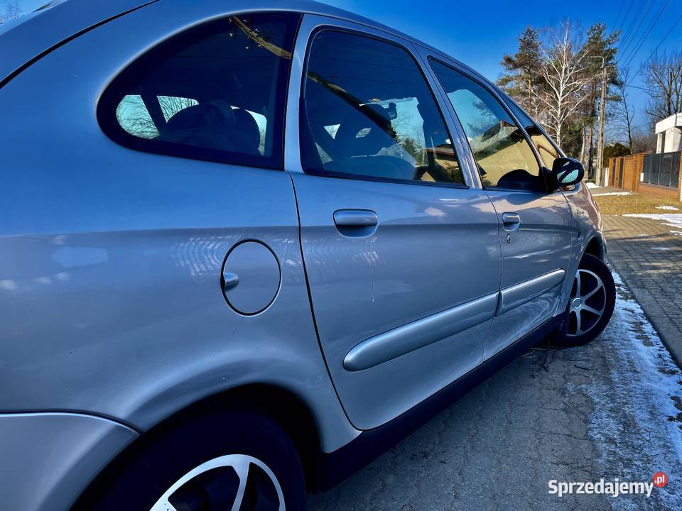 ŚlicznyZadbanyCitroenXsaraPicasso2006r16HDIDiesel tempomat Zduńska Wola sprzedam