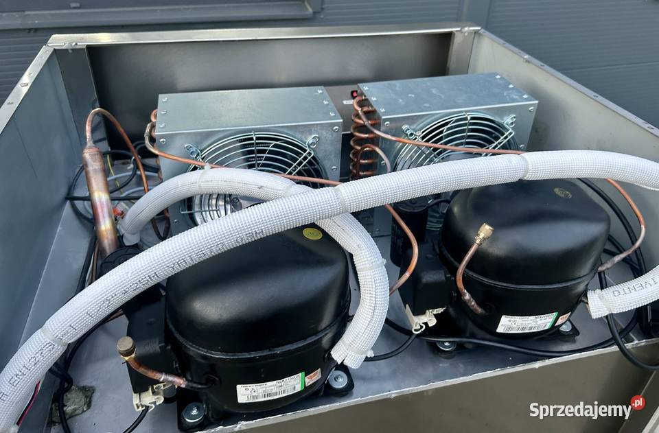 DWUDRZWIOWA SZAFA CHŁODNICZA ACCONA LODÓWKA 700L Krępsko sprzedam