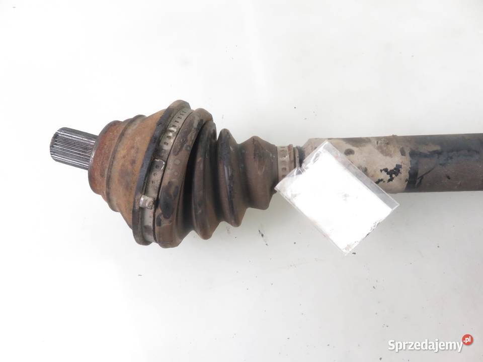 PÓŁOŚ PRAWA PRZEDNIA VW CADDY III 19 TDI osobowe