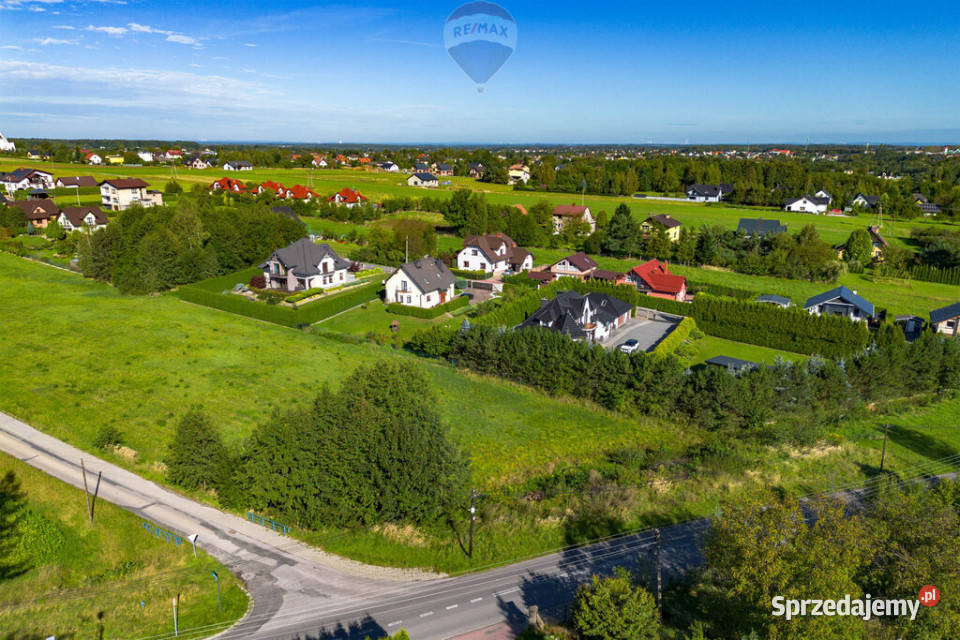 Działka 2676 m z mediami Roczyny asfalt