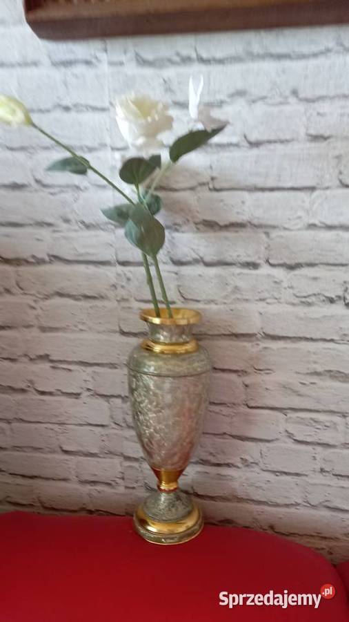Wazon metalowy białozłoty