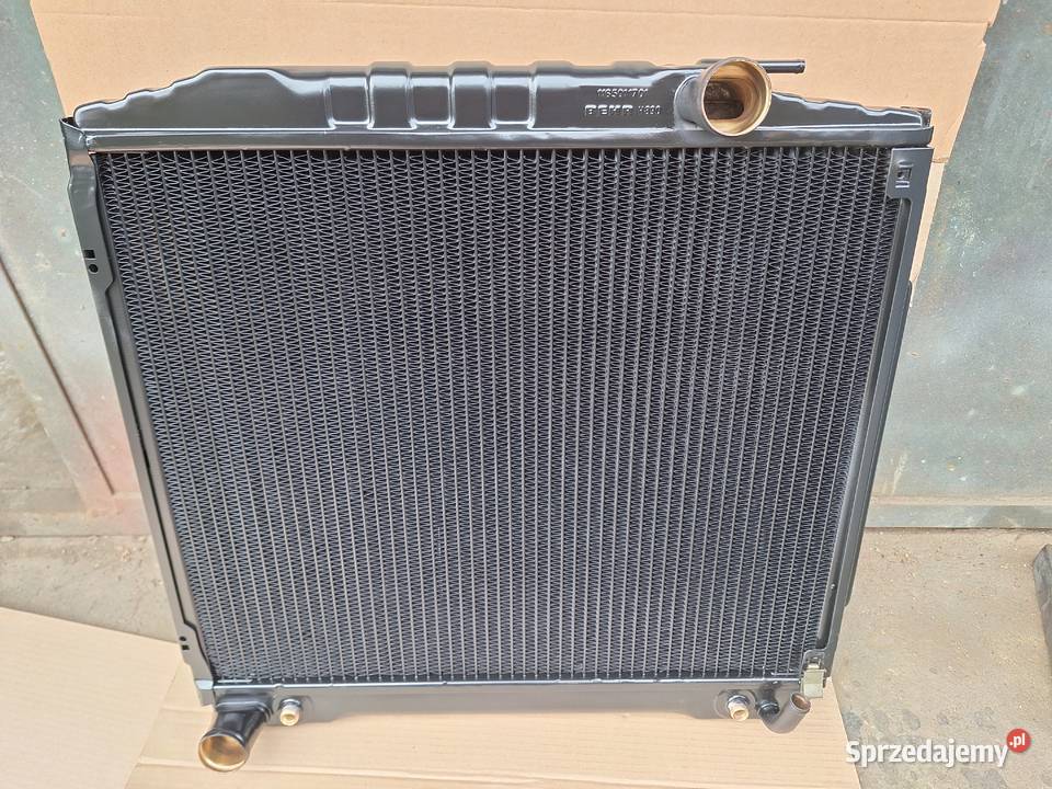 CHŁODNICA MERCEDES W 116 Buków