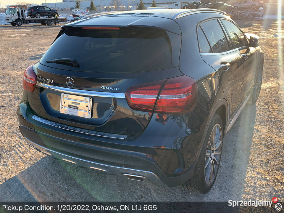 Mercedes gla 156 drzwi prawe tylne w kolor 890 Toruń