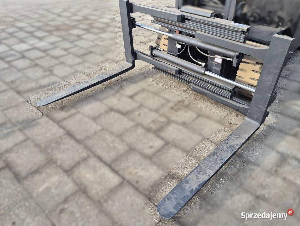 Pozycjoner wideł z funkcją ścisku 3500 3A ścisk Osprzęt roboczy Rybnik