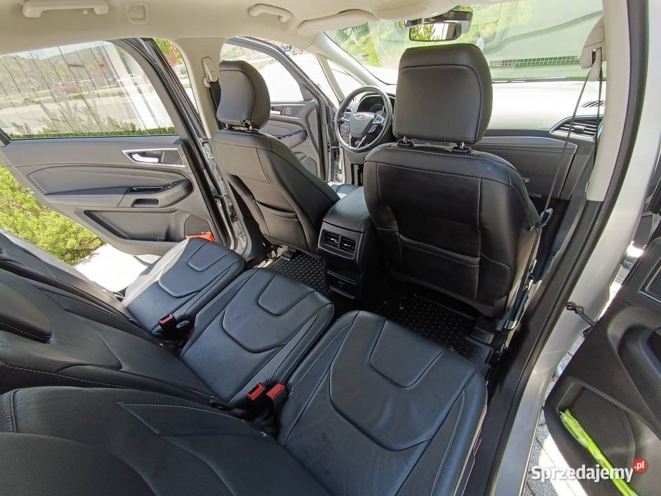 Ford S Titanium nieuszkodzony
