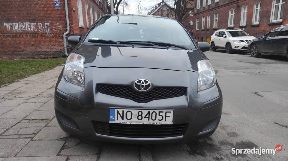 Toyota Yaris 10 benzyna 151 grafitowa 5 drzwi benzyna Olsztyn sprzedam