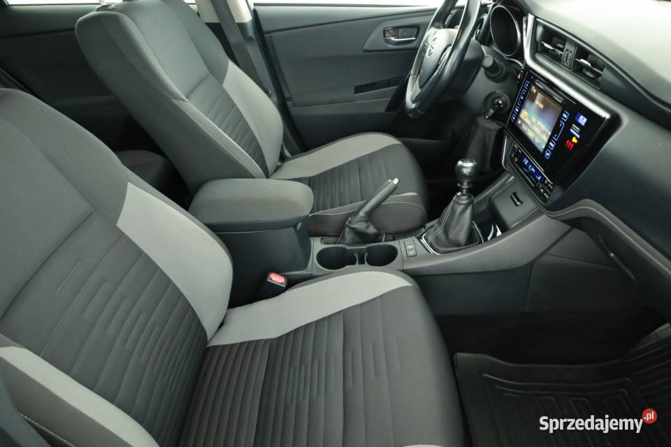 Toyota Auris 16 D4D Auris mazowieckie Piaseczno