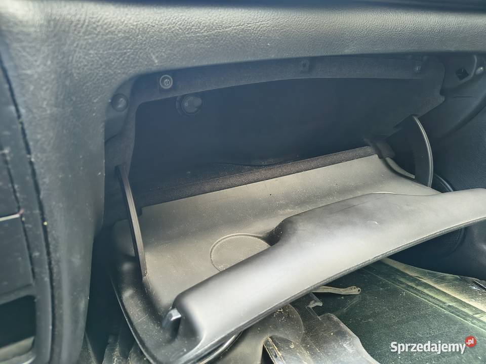vw passat b5 lift schowek pasażera czarny klucz Przemyśl