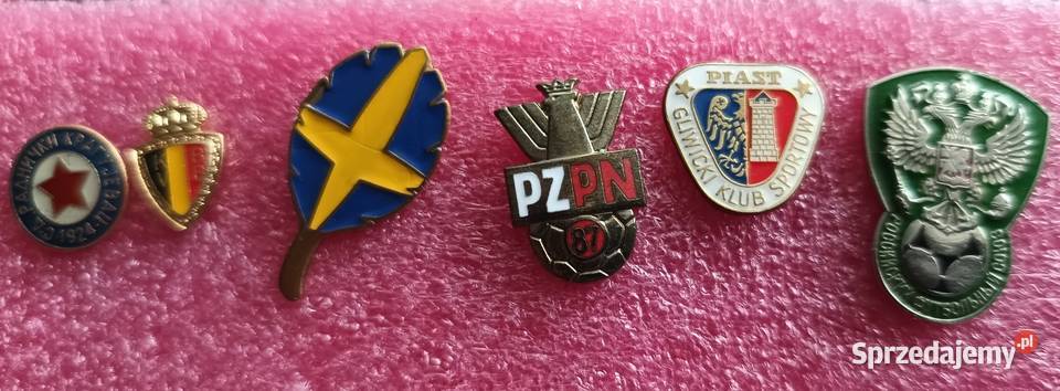 Odznaki klubowe na wymianę Wronki