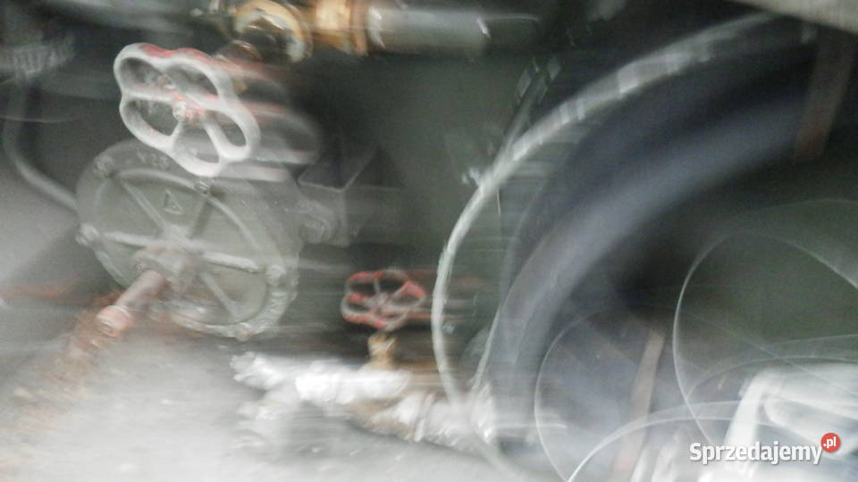 przyczepa wojskowa 1 osiowa skrzyniowa cysterna