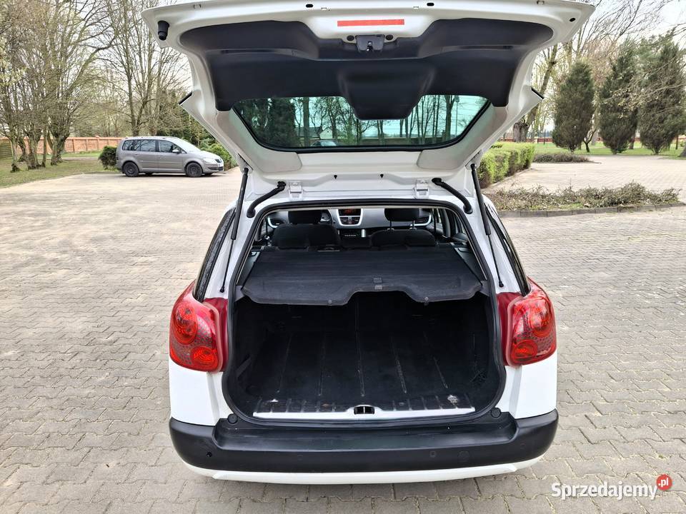 Peugeot 16 Premium przebieg132000 Rok produkcji 2008 Łódź sprzedam