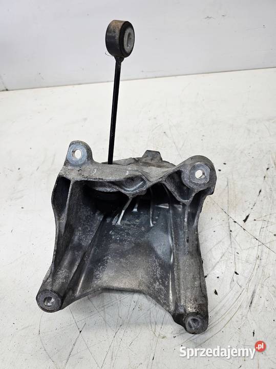 ŁAPA SILNIKA LEWA AUDI A4 B9 A5 4M0199307BN