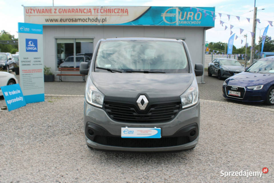 Renault Trafic L2 9 Osobowy Fvat Gwarancja Salon światła przeciwmgielne Warszawa sprzedam