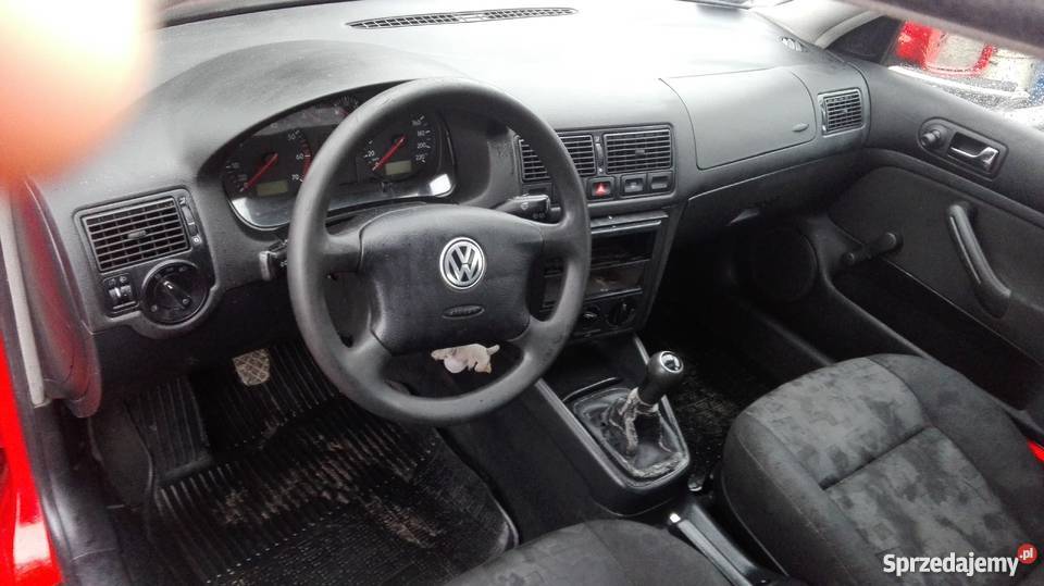 Golf 4 uszkodzony silnik czerwony Mszczonów