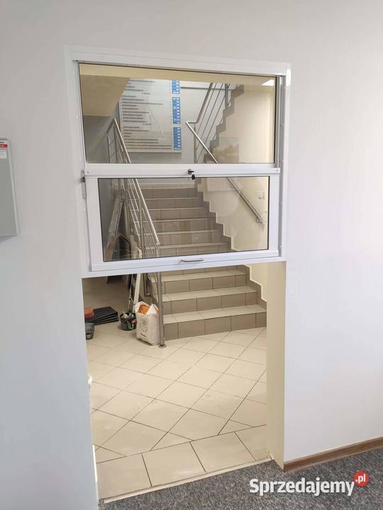 GOTOWE Okno podnoszone do góry podawcze stawiane Warszawa