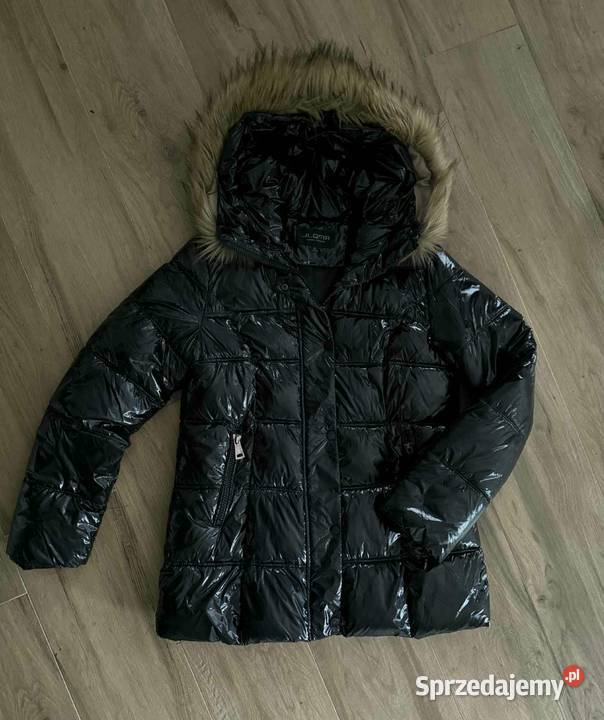 Czarna zimowa kurtka puffer lakierowana futro wielkopolskie Poznań sprzedam