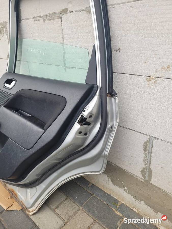 Ford Fiesta mk6 drzwi prawe tył szyba boczek Huta Dzierążyńska