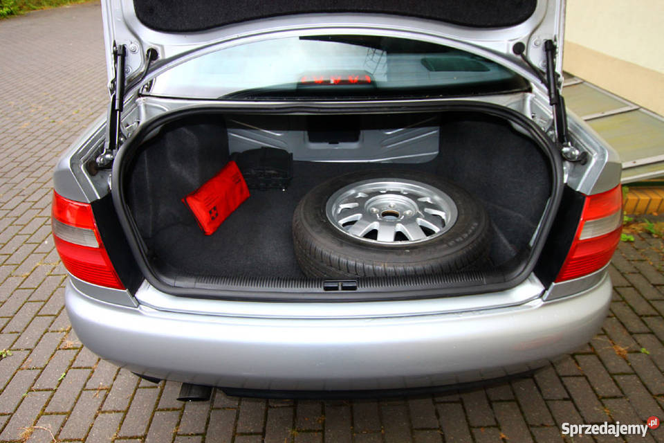 Audi A4 B5 16 sekwencja 1998 r mazowieckie