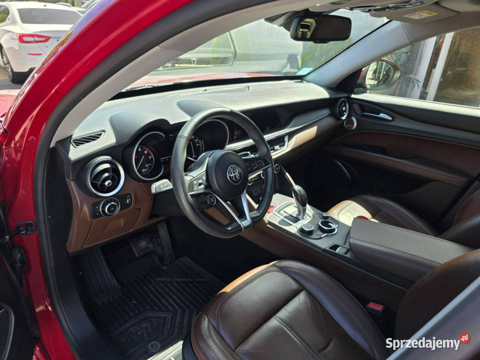 Alfa Romeo Stelvio Q4 20 Turbo 280 Panorama światła do jazdy dziennej Słupsk
