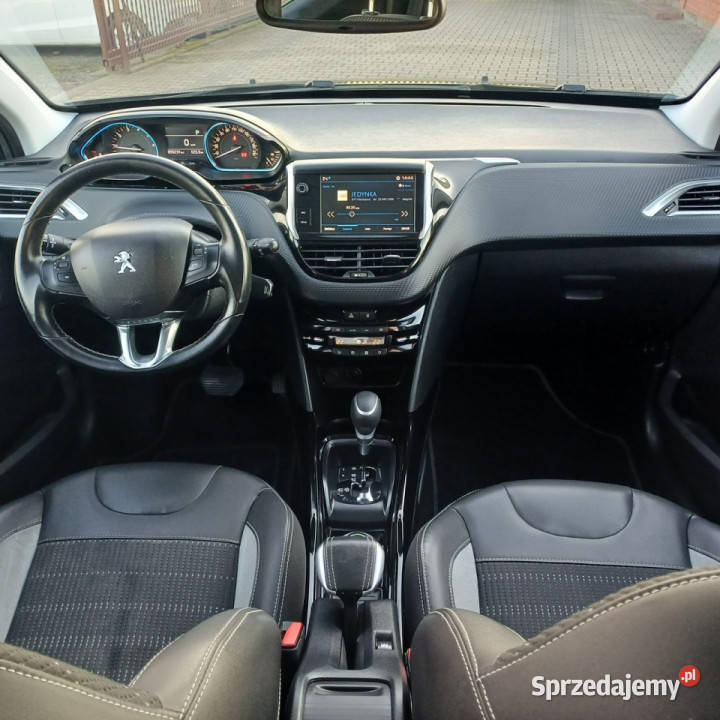 Peugeot 2008 12 110 Nawigacja Panorama AUTOMAT I światła przeciwmgielne sprzedam