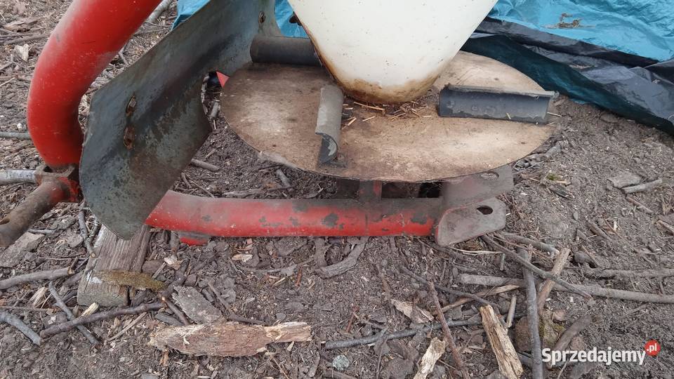 Rozsiewacz do nawozów lejek Jarmet N020 1999 Lublin