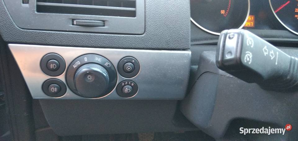 17CDTI Cosmo Skóra Navi OPC Sensory Klima Grzane nieuszkodzony dolnośląskie Złotoryja