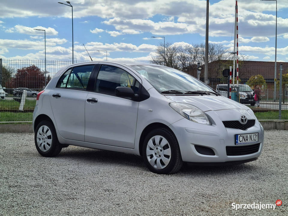 Toyota Yaris Klimatyzacja ElSzyby 5Drzwi Idealny Hatchback Wągrowiec