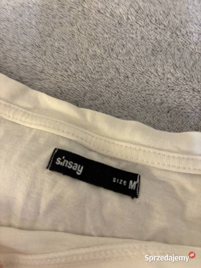 Crop top krótka bluzka biała z różą Jasło
