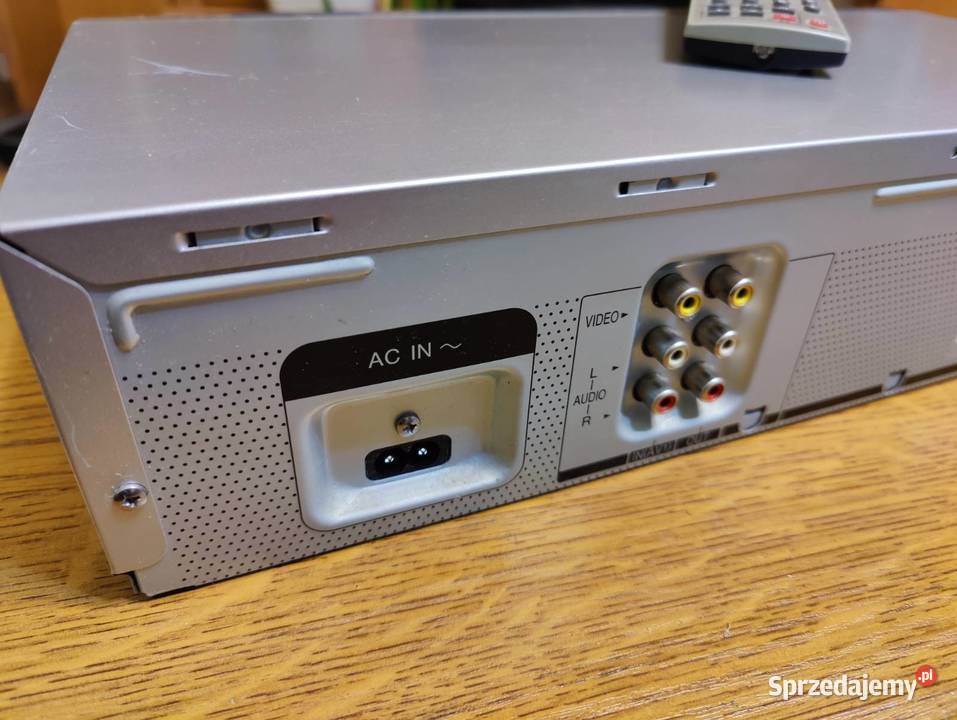 Magnetowid Panasonic VHS NVHV61 Kalisz sprzedam