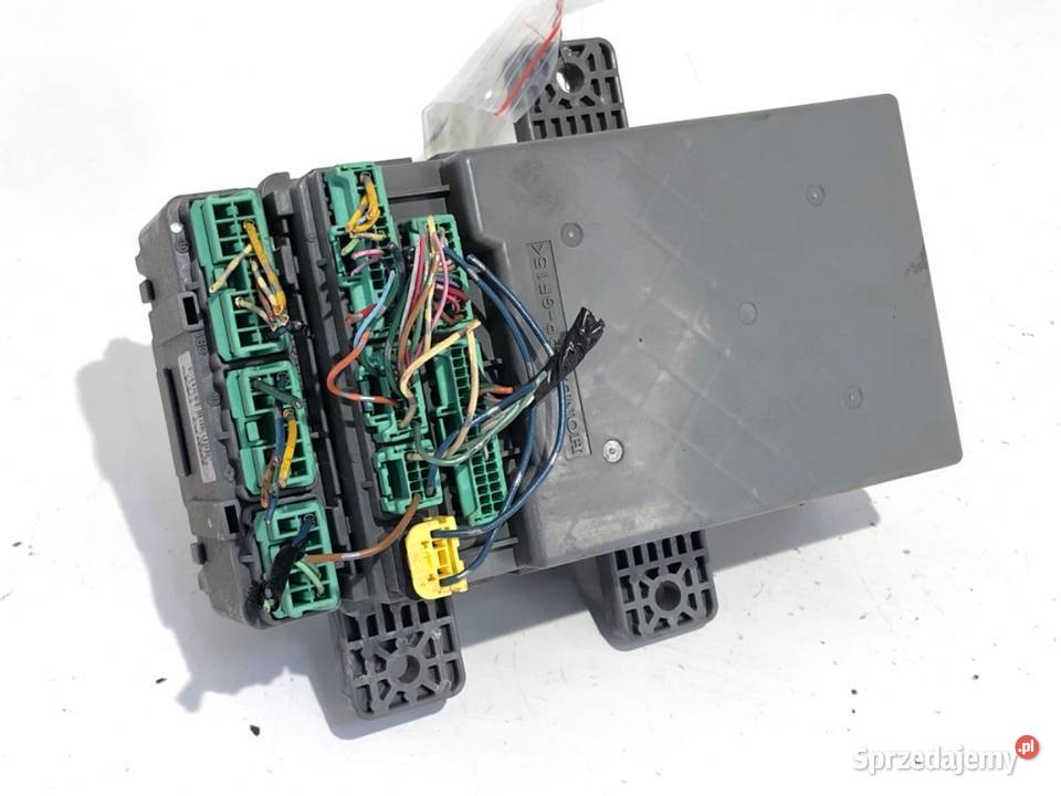 SKRZYNKA BEZPIECZNIKÓW HONDA CIVIC VIII 37832LN podkarpackie