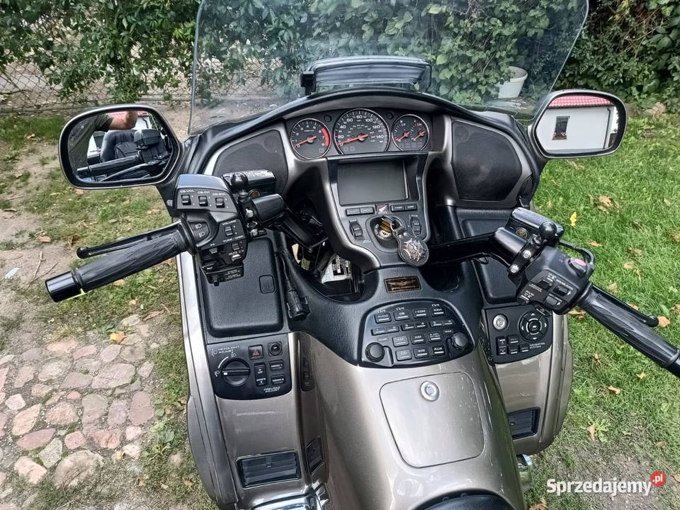 Sprzedam Hondę Goldwing 1800 turystyczny kujawsko-pomorskie Żurawia