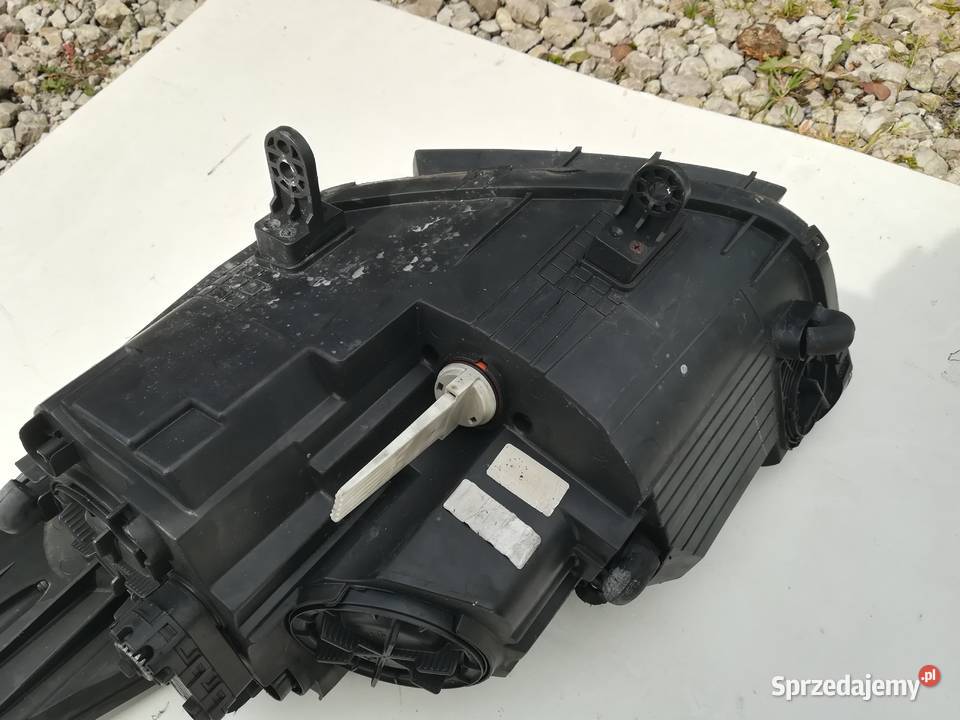 Lampa przód prawa Hyundai i40 1015r zwykła świętokrzyskie Bliżyn