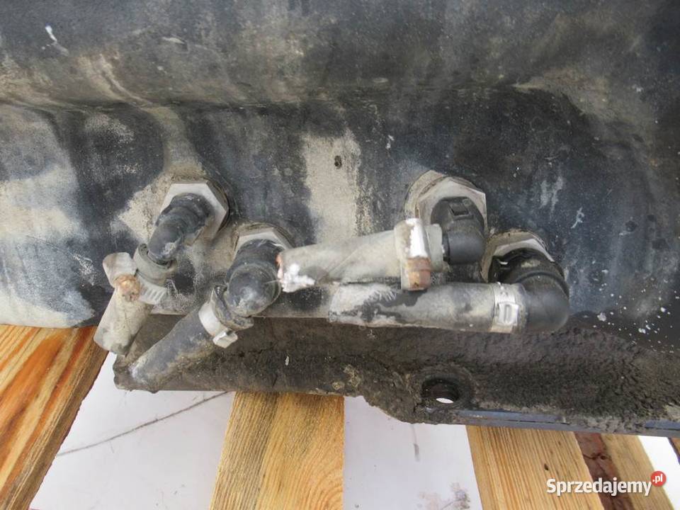 ZBIORNIK AD BLUE MERCEDES ACTROS MP2 MP3 120 ciężarowe