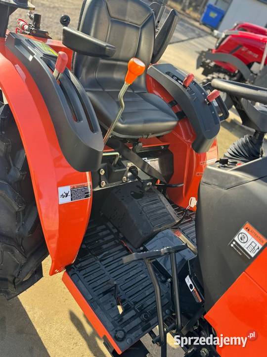 HINOMOTO HM4025 40koni 4X4 WSPOMAGANIE MANUAL