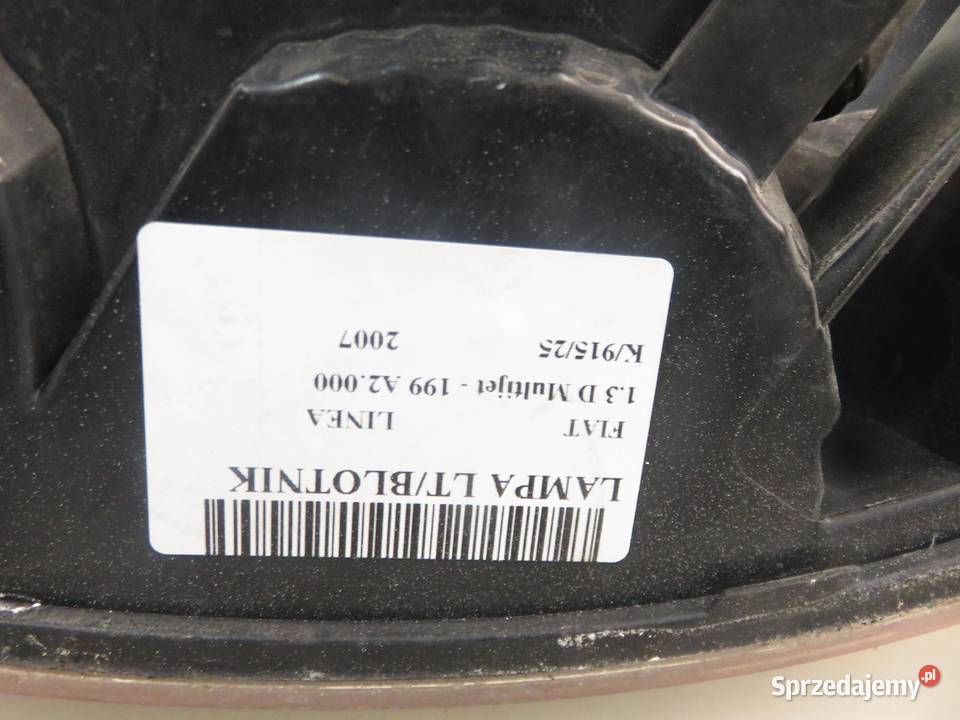 LAMPA LEWA TYLNA FIAT LINEA 51753758