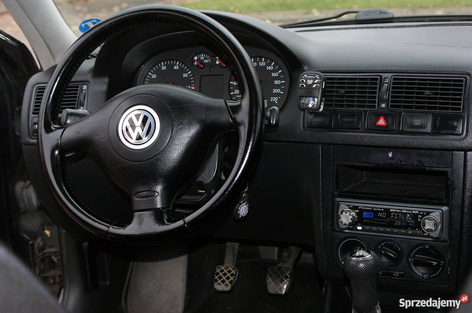 VW Golf 4 14 16v 98r małopolskie Stary Wiśnicz