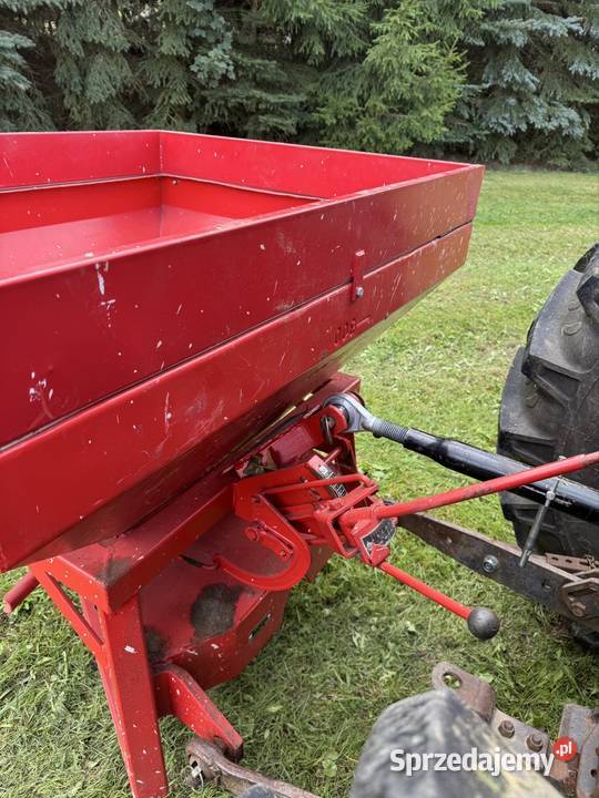 Rozsiewacz nawozu Rolnictwo Łask sprzedam