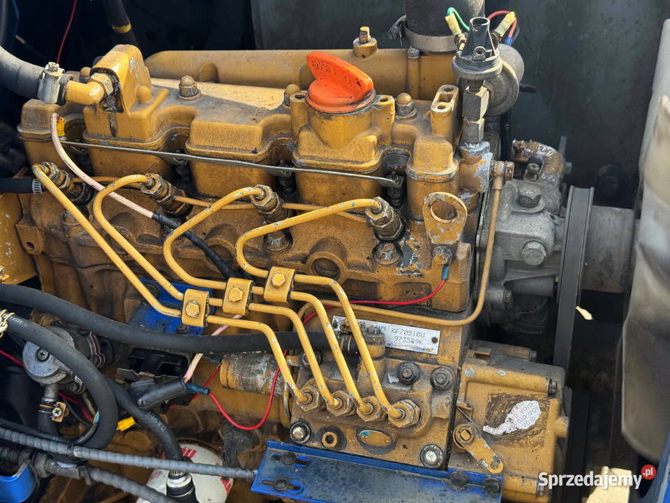 silnik 4cyl Perkins KF mały Perkins moc ok 50 Motoryzacja Działoszyn